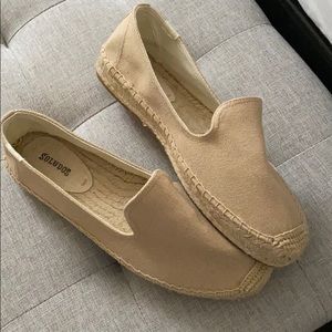 Soludos Canvas Smoking Slipper